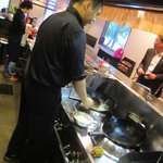 麺　藏藏 - スープ投入！