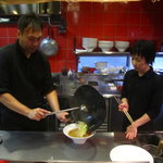 麺　藏藏 - ご夫婦の息はぴったり！