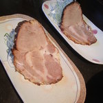 麺　藏藏 - トッピングの”郡司豚”を使った大判やわ旨ちゃーしゅー