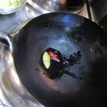 麺　藏藏 - バジルｄｅグリーン味噌は、オリーブオイルで唐辛子、ベイリーブスを炒めて！