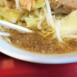 ラーメン二郎 - スープ