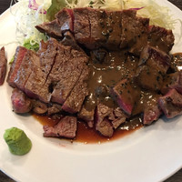 キャトルラパン - ステーキ (*´ω`*) キャトルラパン