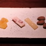 バー ル・サロン - チャーム