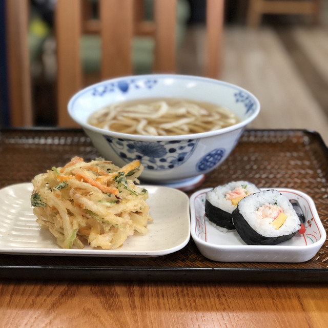 カニ料理店が手掛けるうどん屋さん By 鉄道王 札幌かに本家 うどん亭 金山 うどん 食べログ カニ料理店が手掛けるうどん屋さん By 鉄道王 札幌かに本家 うどん亭 金山 うどん 食べログ