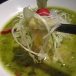 麺　藏藏 - 麺にチーズが絡みます