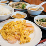 永興　点心茶房 - 海老と玉子炒め