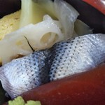 Miyako zushi - 玉子、蓮根、小肌、マグロ