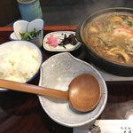 手打 やすえ - 味噌煮込うどん￥750　御飯セット￥150