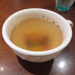 カフェ・カトル・ヴァン・ヌフ - キーマカレーにセットのスープ　11.08.17.