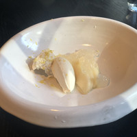 ラ・ボンヌターブル - 