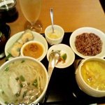 ロータスパレス - ベトナムカレーとフォーセット