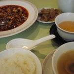 赤坂 四川飯店 - 陳麻婆豆腐