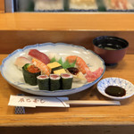 Tatsumi Sushi - にぎり寿司