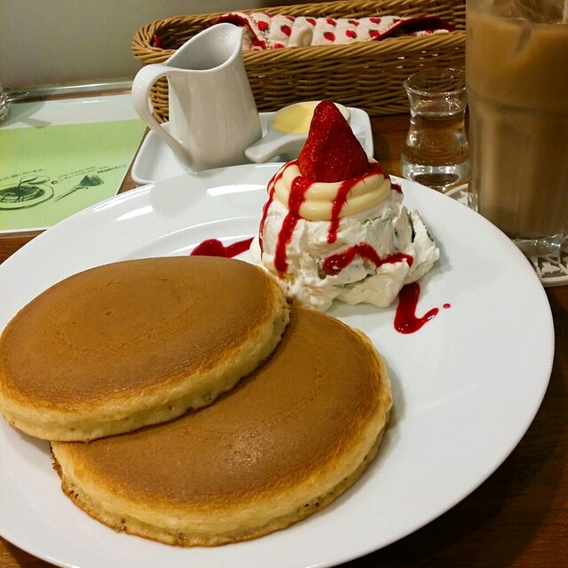 じゅみりんさんが投稿したホットケーキパーラー フルフル 赤坂店 東京 赤坂 の口コミ詳細 食べログ