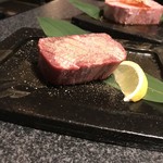肉匠迎賓館 - 特選厚切り塩タン
