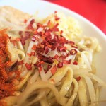 ラーメン二郎 - 粗挽き唐辛子投下～♪