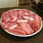 大衆ホルモン焼肉 順 - タンとか諸々w この分厚さヤバくなぁい？？ˉ̞̭ ( ›◡ु‹ ) ˄̻ ̊