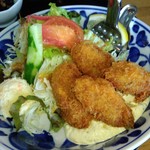 洋食の店ITADAKI - 大きなカキフライ