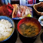 魚菜はざま - 刺身盛り合わせ定食　1,200円