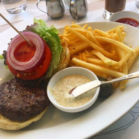 37 Steakhouse & Bar - 