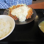 Karayama - 「チキン南蛮定食」（637円）