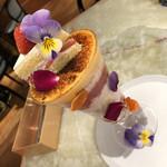 bistrocafe THE FLOWER TABLE - 