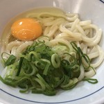 つるまる - 卵うどん 300円