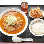 [Weekday lunchtime only!!] Lunch set