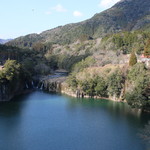 勝美館 - 滝のそばにあるのです