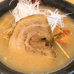 Mendokoro Yoshiya - 鶏白湯辛 アップ