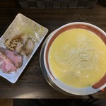 らーめん剣豪 - プレミアム地鶏白湯