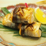 Hokake Zushi - 秋刀魚 塩焼き