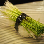 帆掛鮨 - 芽ネギ