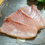 鮨松榮 - 寒鰤 佐渡島産