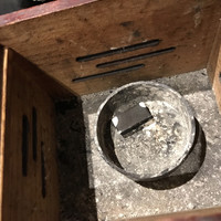 日本橋 やぶ久 - 下の部分に小さい炭火