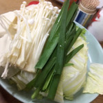 すき焼･鍋物 なべや - 鶏みんち鍋の野菜