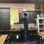 すき焼･鍋物 なべや - メニューと耳をふさぐ人