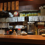 トクちゃん - これ以外にも黒板に書かれた本日のおすすめが数品あります。電気ブランもあります。