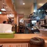 六厘舎 - 店内です