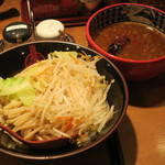 三田製麺所 - 濃厚魚介味噌つけ麺930円