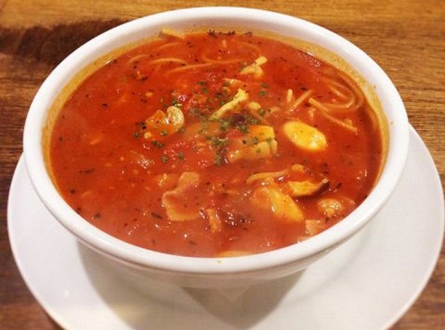 サムシング トレ 与野 地中海料理 食べログ