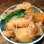 やきとん あかね - バカ盛り肉じゃが300円