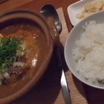 洋食よだれ道 - 土鍋煮込みハンバーグ