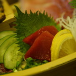 マグロ専門居酒屋 鮪屋 - 本まぐろ5点盛りとまぐろの中落をセットアップ