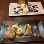 Kusaki Marino - 奥 ガトーショコラ
                        手前 アップルパイのアイスクリーム添え