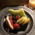 ザ タヴァン グリル＆ラウンジ - 