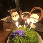 ザ タヴァン グリル＆ラウンジ - 