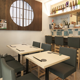 A restaurant with a relaxing atmosphere that is designed to resemble a "sake gallery" ♪ Can be reserved ◎