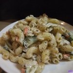 もつ焼き じんちゃん - マカロニサラダ　