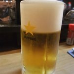 もつ焼き じんちゃん - サッポロドラフト
      →現在はキリンラガー